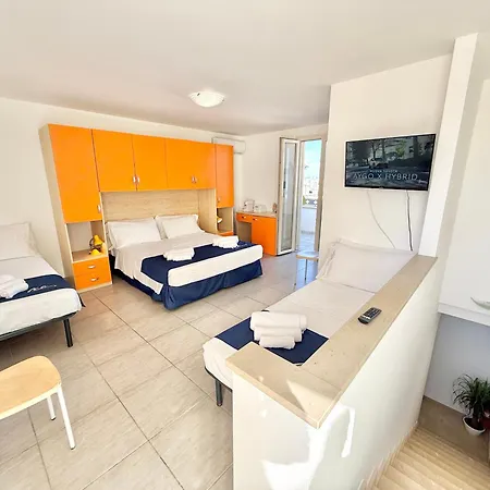 Leo & Sea Guest house 3*
