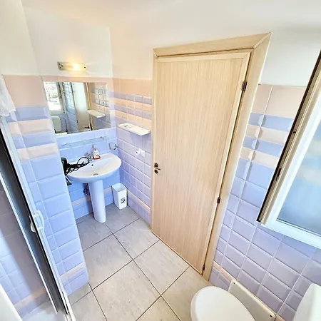 Leo & Sea Guest house 3*